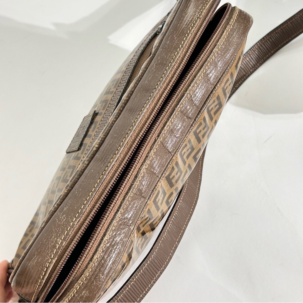 FENDI Unisex Vintage Zucca Crossbody Bag - Picture 3 of 14